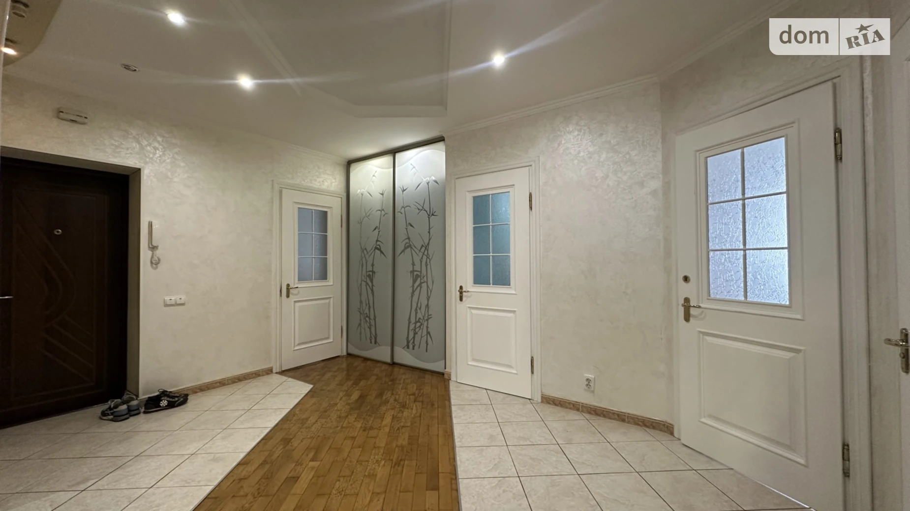 3-комнатная квартира 115 кв. м в, цена: 450 $ - фото 3