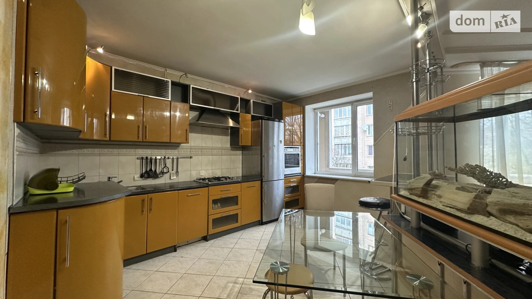 3-комнатная квартира 115 кв. м в, цена: 450 $ - фото 5