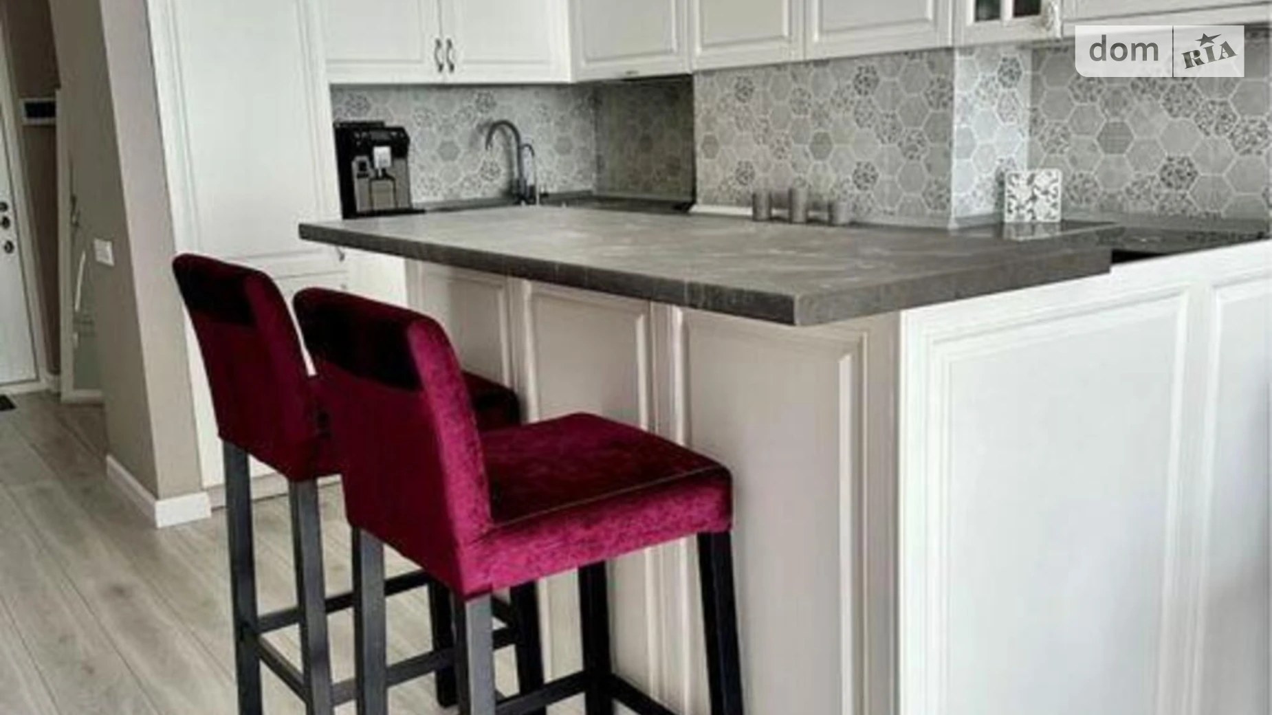 Продается 4-комнатная квартира 100 кв. м в Киеве, цена: 215000 $ - фото 2