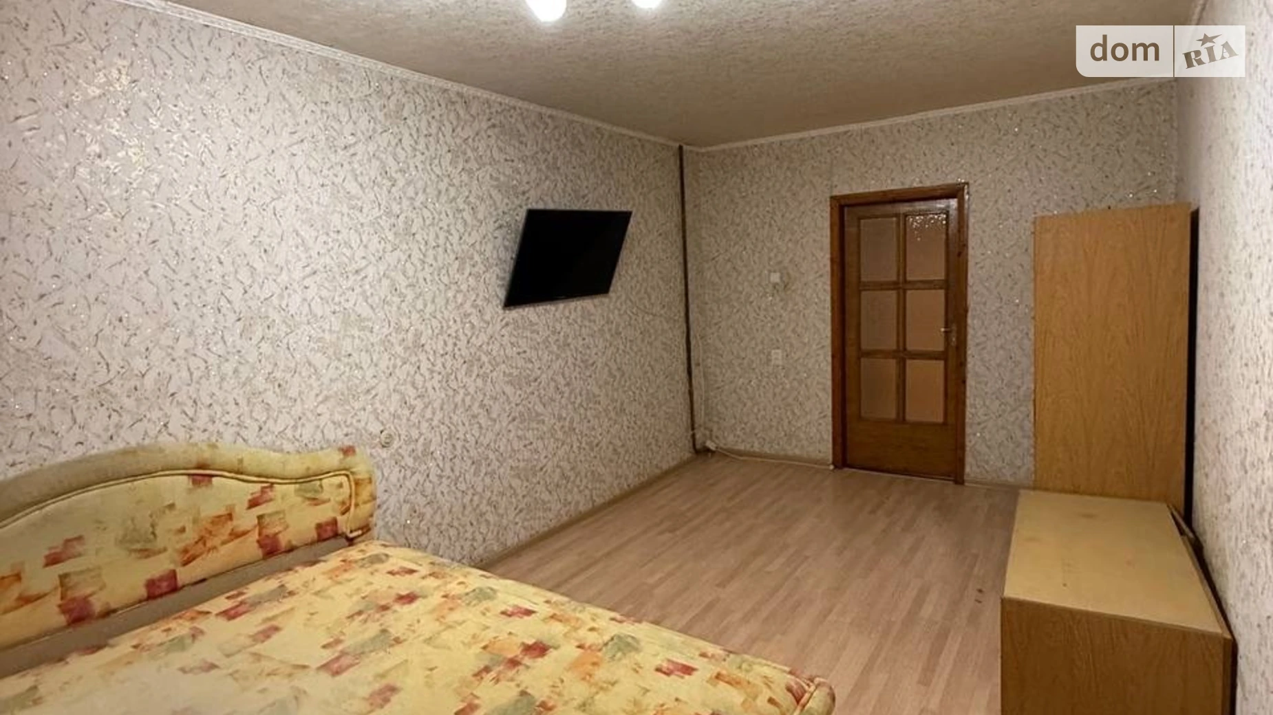 Продается 3-комнатная квартира 67.6 кв. м в Днепре, цена: 49000 $ - фото 2