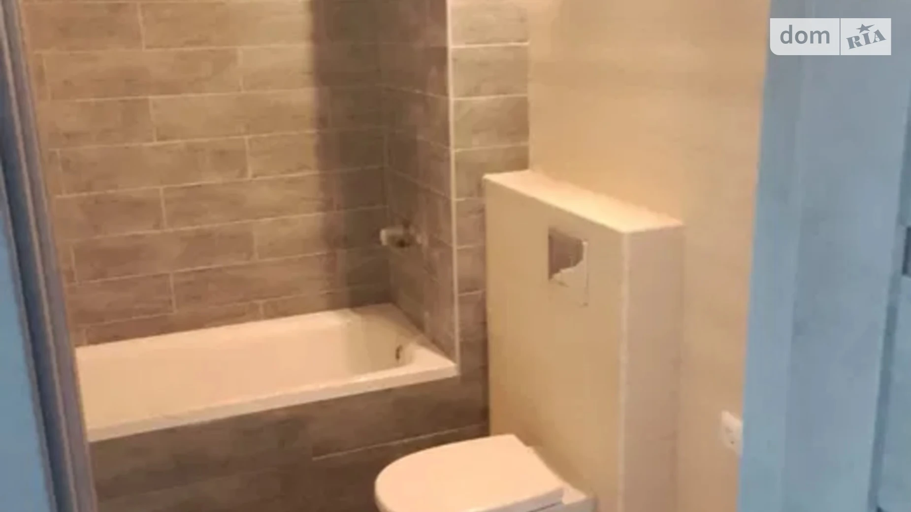 Продается 2-комнатная квартира 70 кв. м в Харькове, просп. Любови Малой, 34 - фото 3