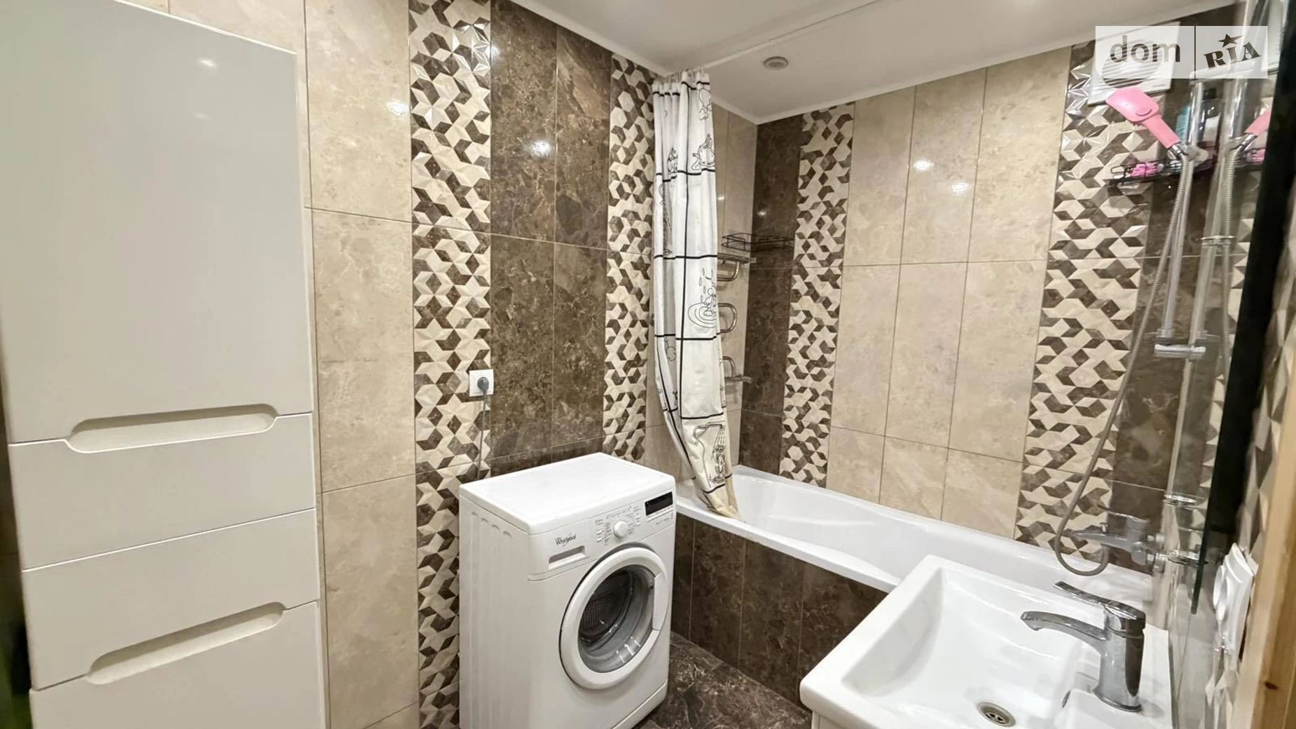 Продается 5-комнатная квартира 100.4 кв. м в Львове, ул. Тютюнников - фото 5