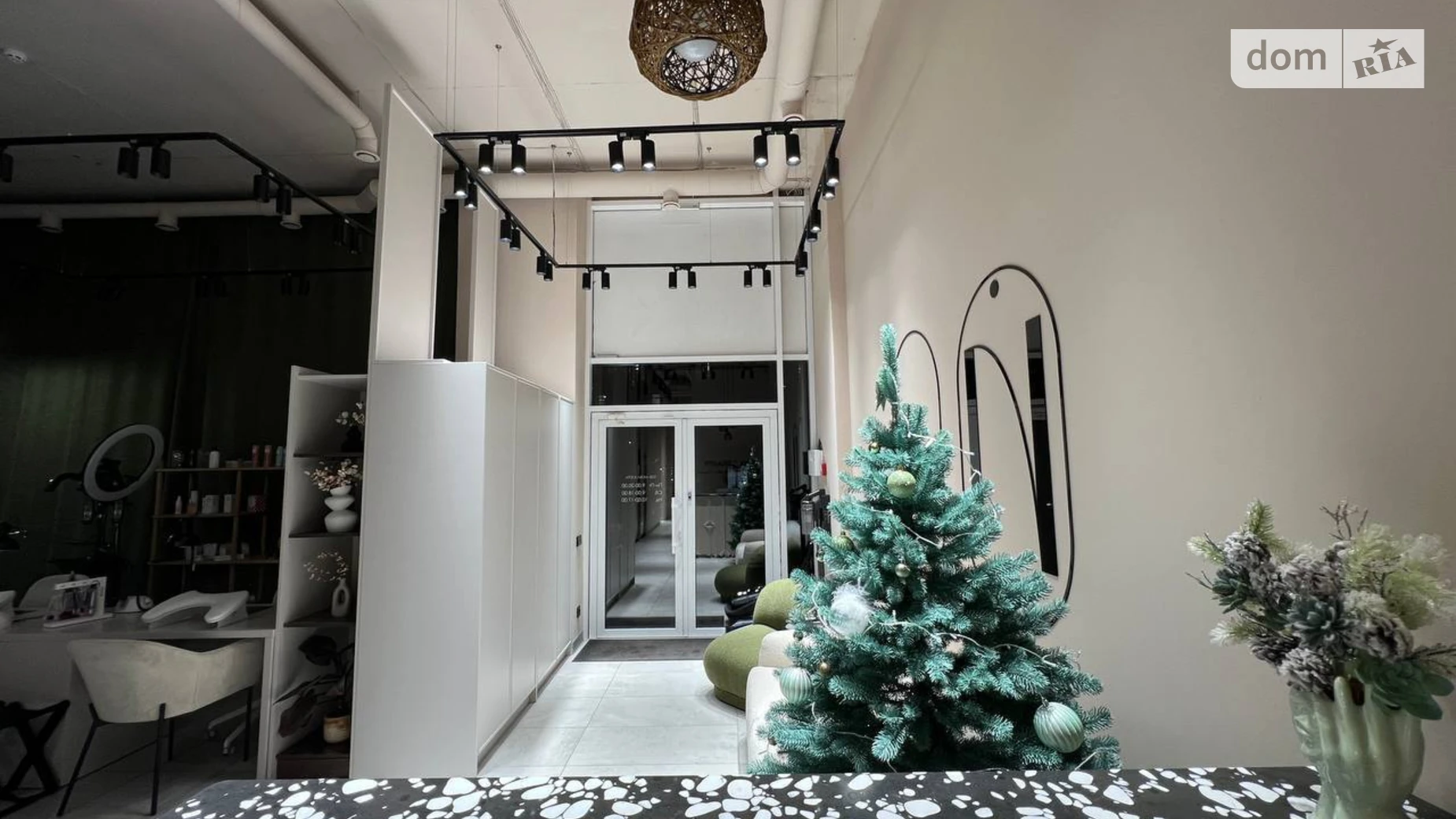 Продается помещения свободного назначения 140 кв. м в 11-этажном здании, цена: 199000 $ - фото 2