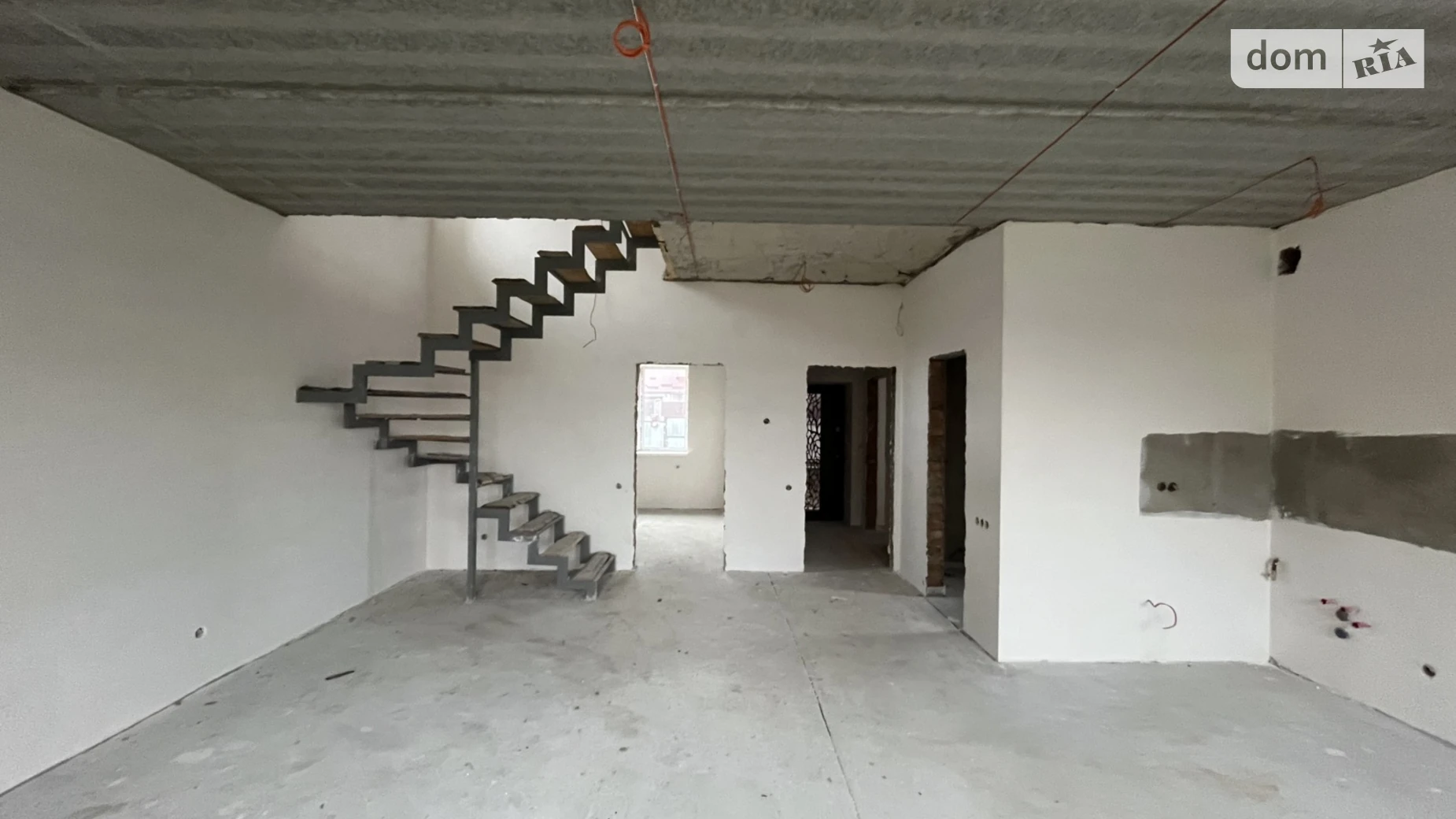 Продается дом на 2 этажа 125 кв. м с балконом, цена: 92000 $ - фото 4