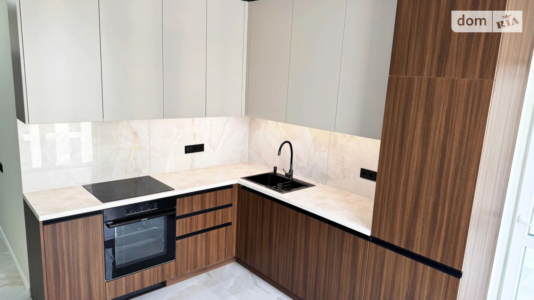 Сдается в аренду 1-комнатная квартира 46 кв. м в Львове, ул. Новознесенская, 1 - фото 5