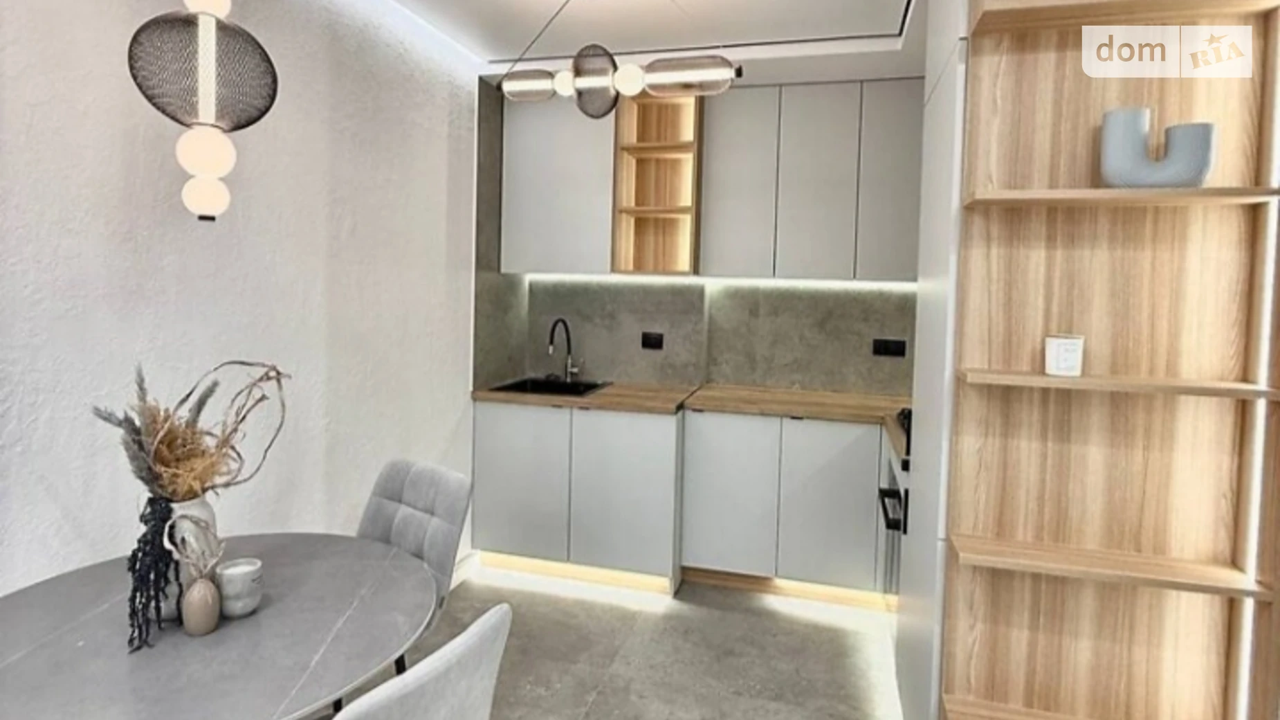 2-комнатная квартира 54 кв. м в, цена: 72900 $ - фото 5