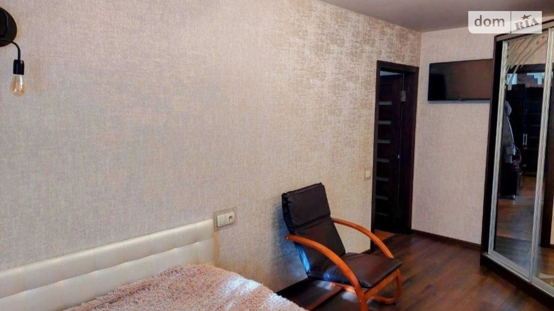 Продается 2-комнатная квартира 45 кв. м в Хмельницком, ул. Пилипчука Владимира, 36 - фото 2