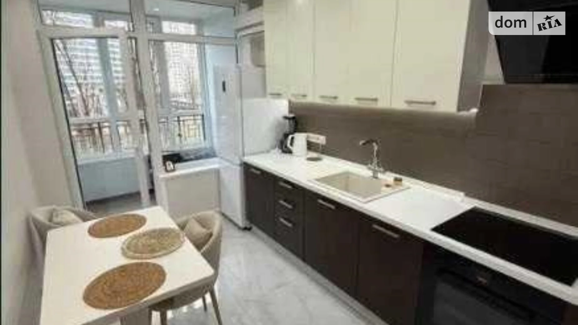 Продається 2-кімнатна квартира 65.7 кв. м у Києві, цена: 139500 $ - фото 2