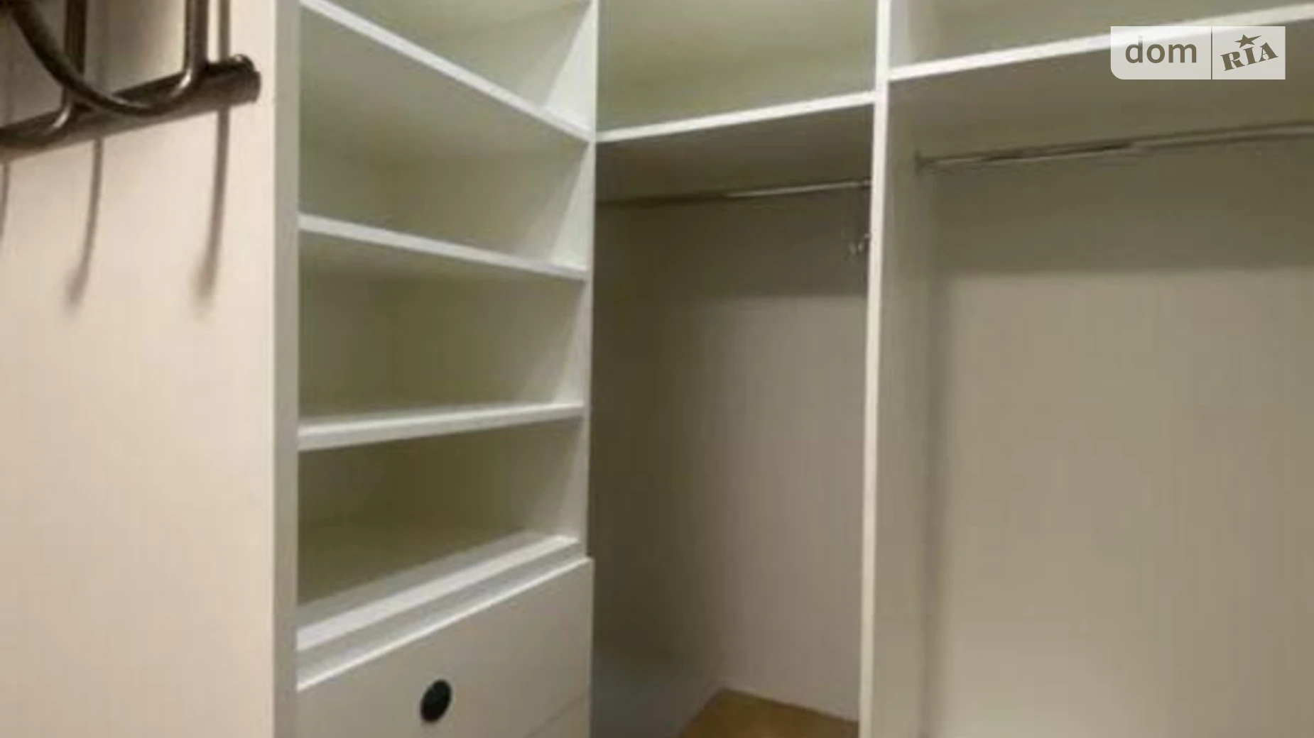 Продается 1-комнатная квартира 50 кв. м в Киеве, ул. Драгоманова, 2 - фото 5
