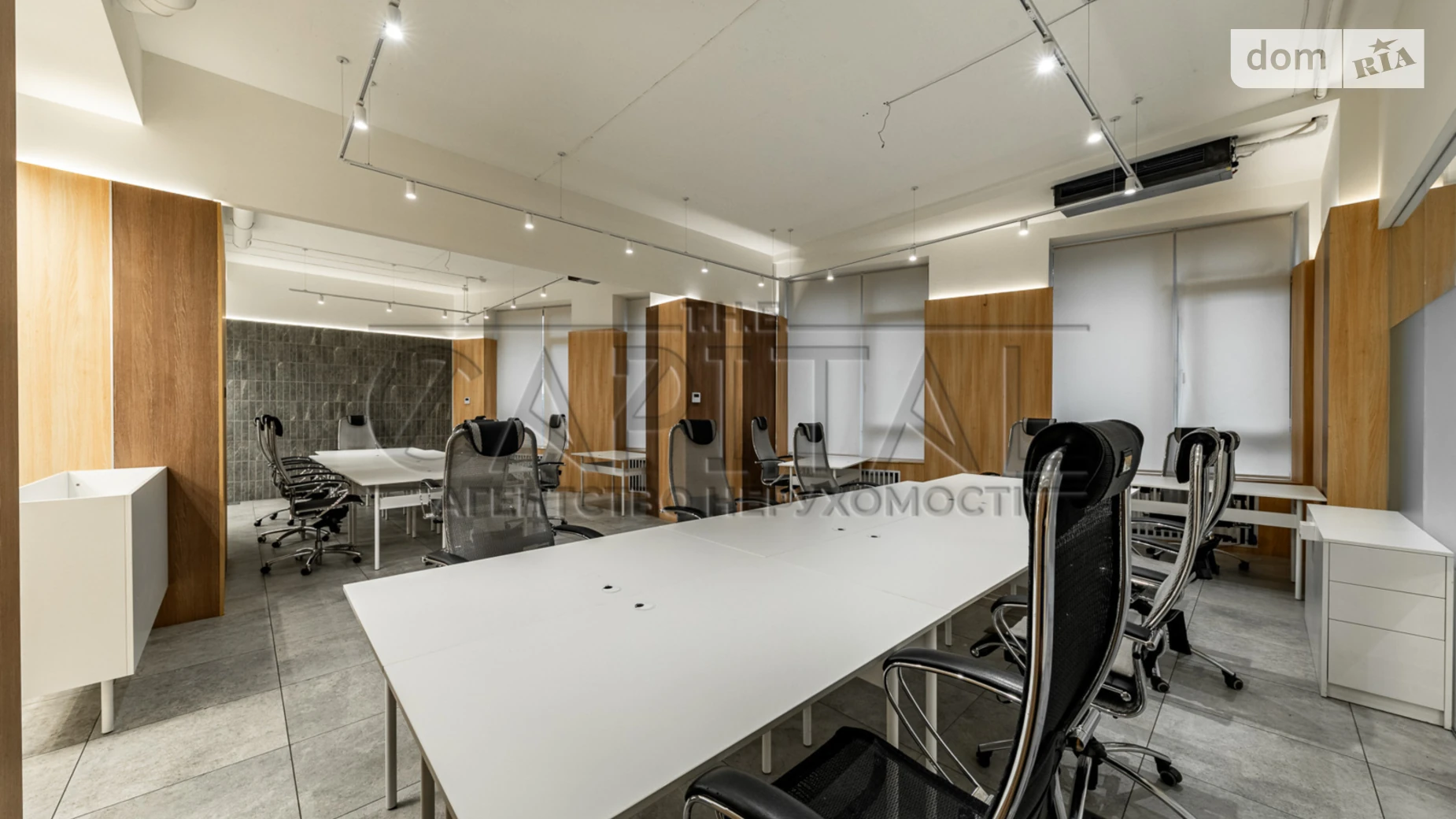 Сдается в аренду офис 250 кв. м в бизнес-центре, цена: 6000 € - фото 2