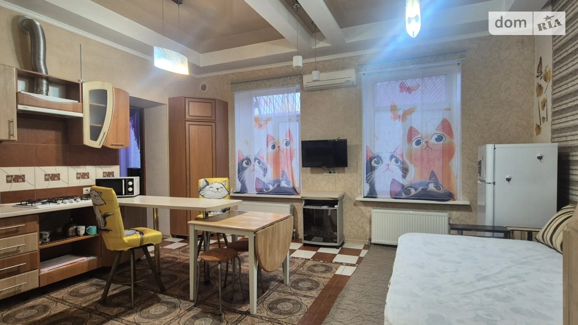 Сдается в аренду 1-комнатная квартира 65 кв. м в Одессе, ул. Успенская, 52 - фото 2