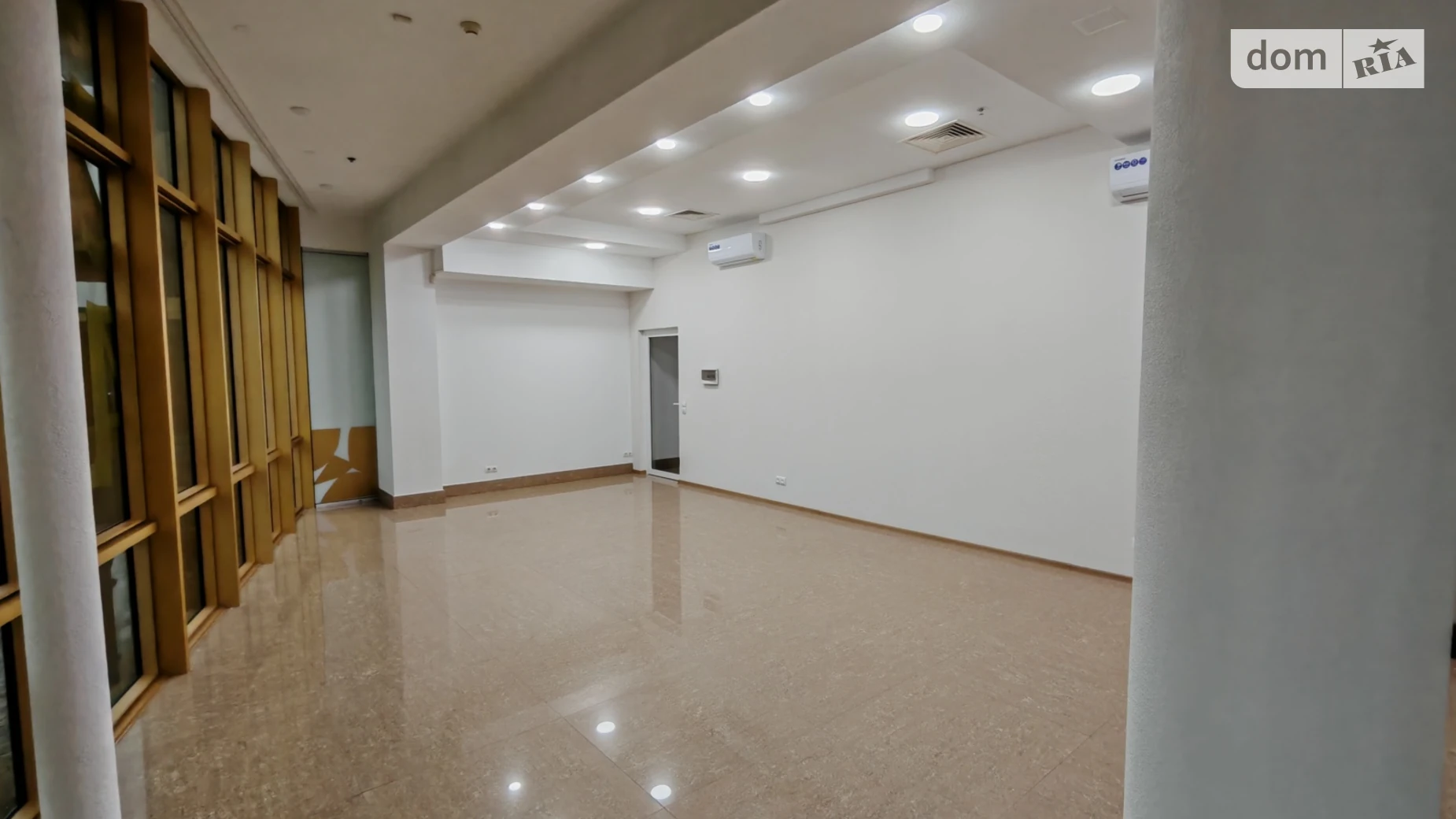 Сдается в аренду офис 60 кв. м в бизнес-центре, цена: 37200 грн - фото 3