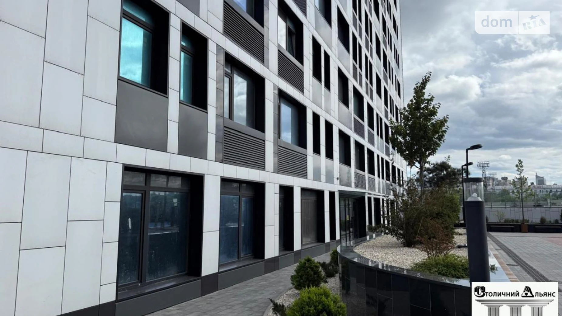 Продается офис 145.2 кв. м в бизнес-центре, цена: 375000 $ - фото 2