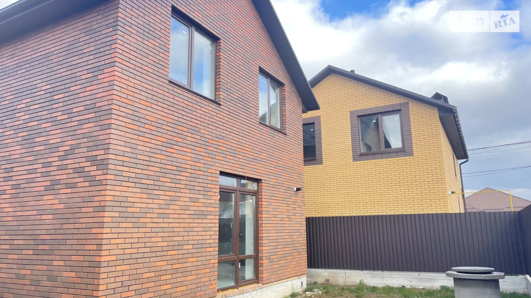 Продается дом на 2 этажа 130 кв. м с бассейном, цена: 89000 $ - фото 4