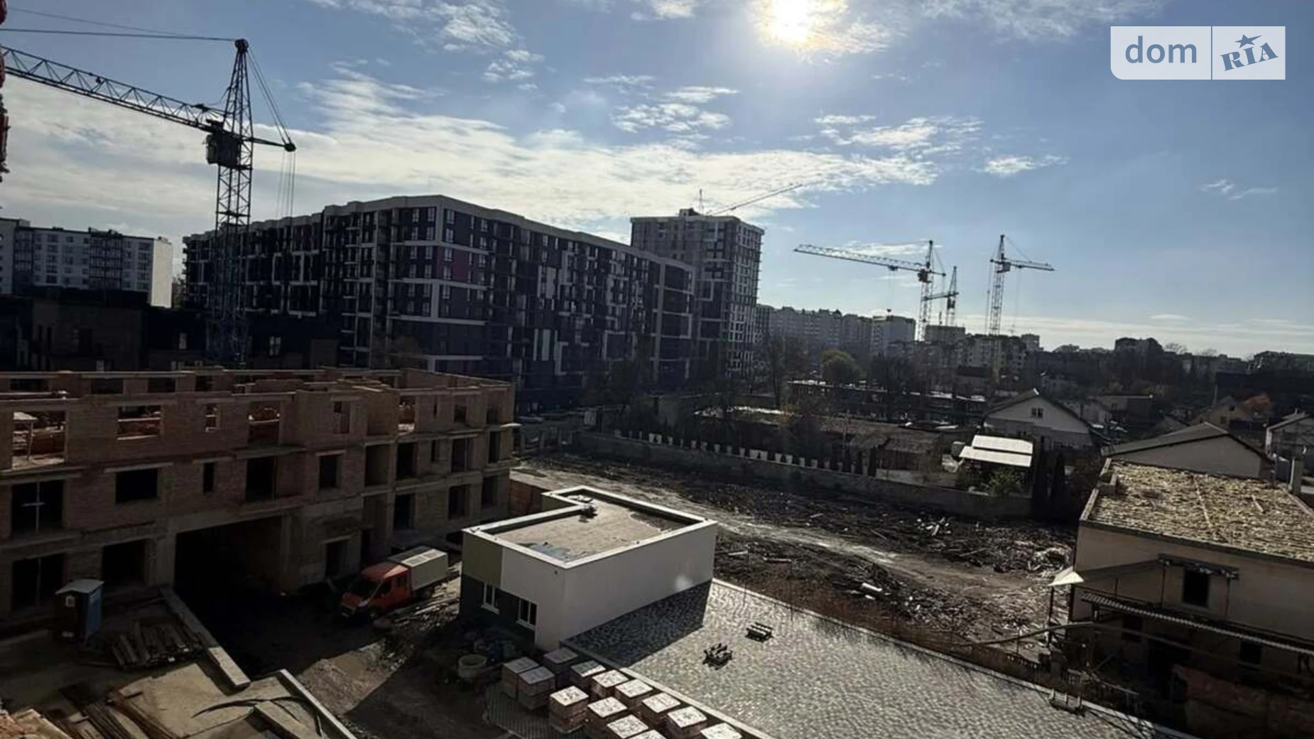 Продается 1-комнатная квартира 42.8 кв. м в Ивано-Франковске, ул. Княгинин, 44 - фото 3