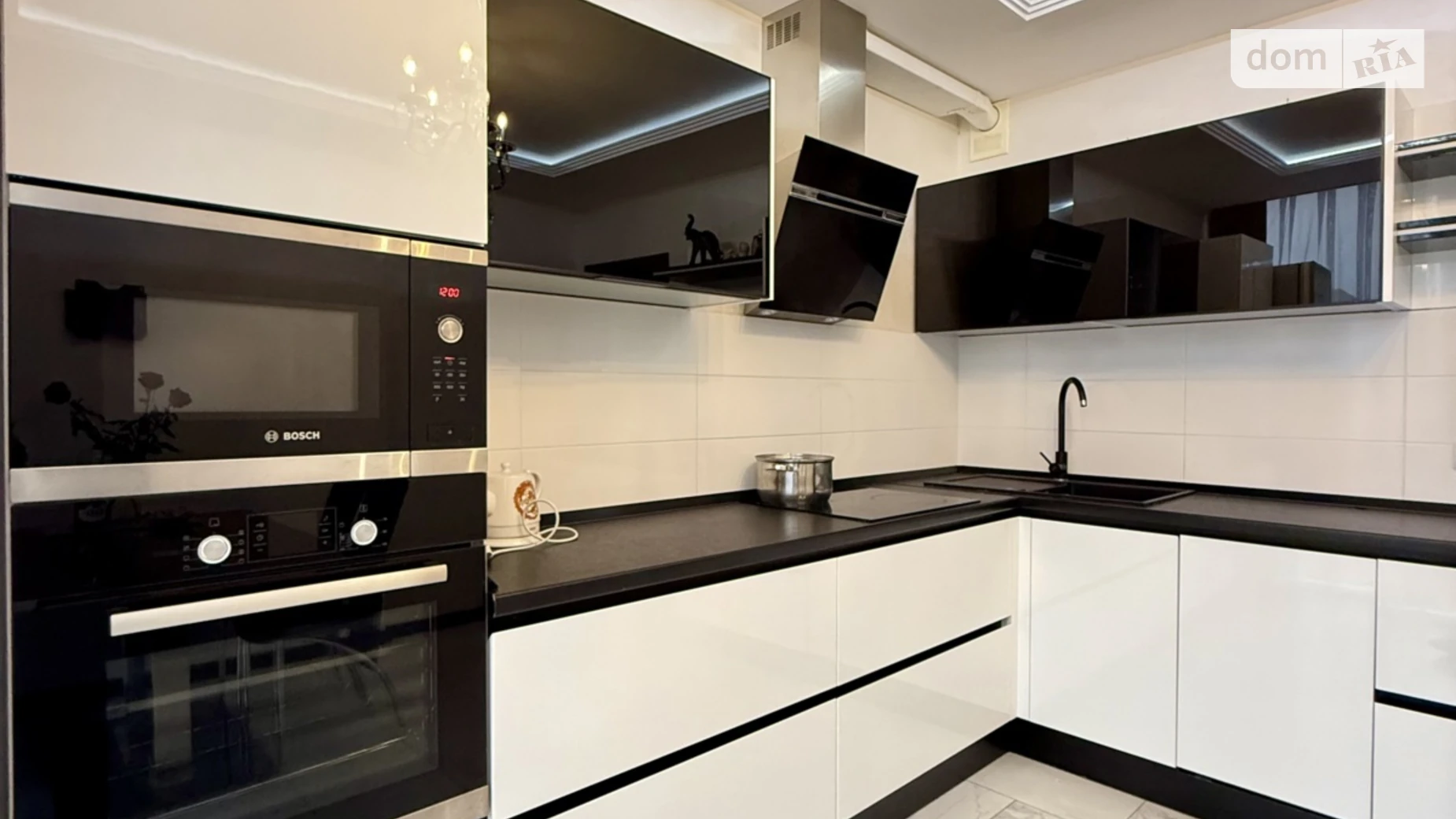 Сдается в аренду 2-комнатная квартира 65 кв. м в Черновцах, цена: 550 $ - фото 5