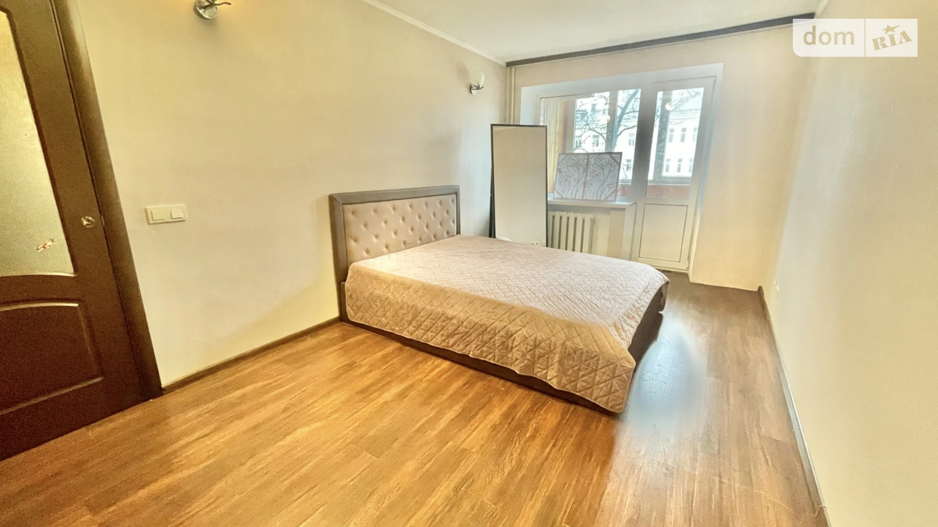 Продается 1-комнатная квартира 31 кв. м в Киеве, ул. Симферопольская, 11 - фото 3