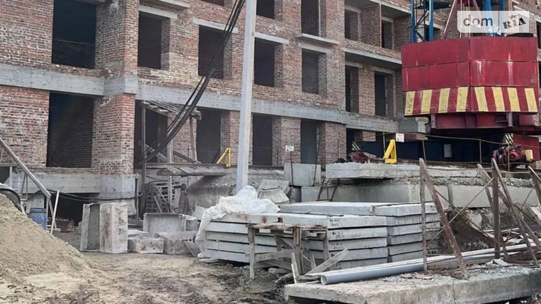 Продается 2-комнатная квартира 64 кв. м в Ивано-Франковске, ул. Княгинин, 44 - фото 4