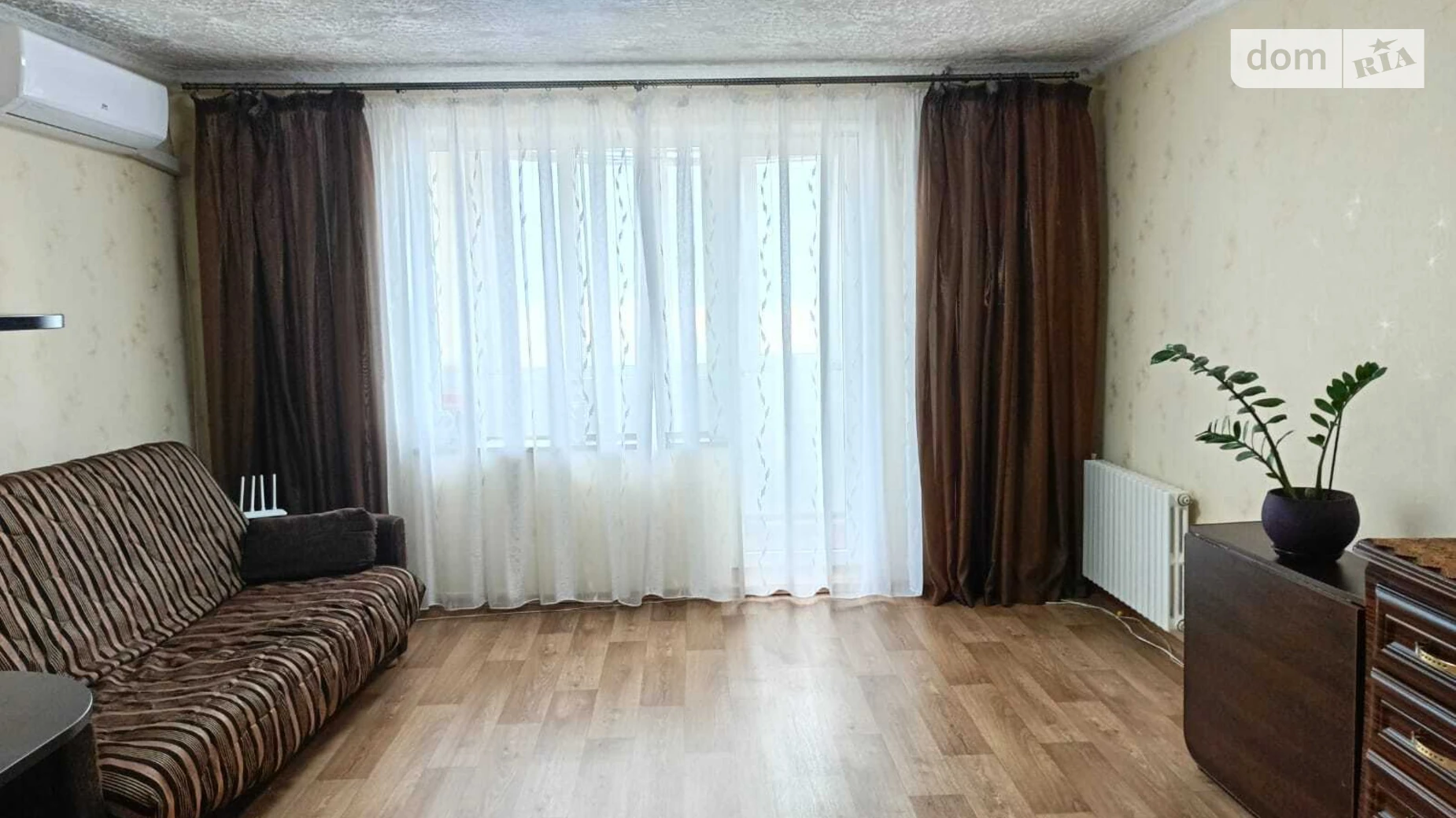 Продается 3-комнатная квартира 72.1 кв. м в Черноморском, ул. Гвардейская, 47 - фото 3