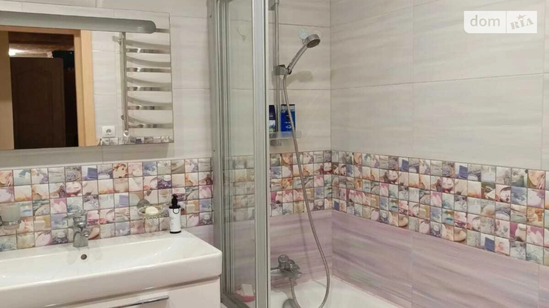 Продается 3-комнатная квартира 72.1 кв. м в Черноморском, ул. Гвардейская, 47 - фото 5