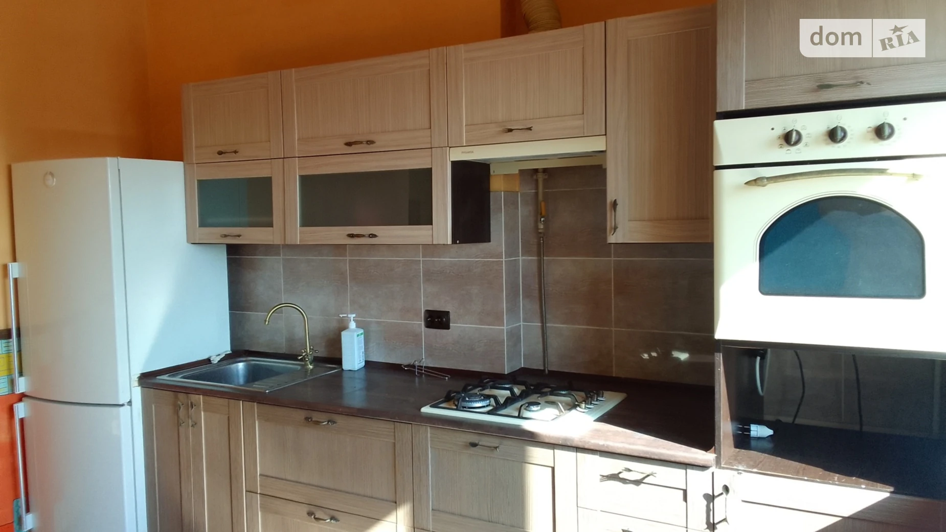 Сдается в аренду 2-комнатная квартира 61.6 кв. м в Ровно, ул. Буковинская, 3 - фото 4