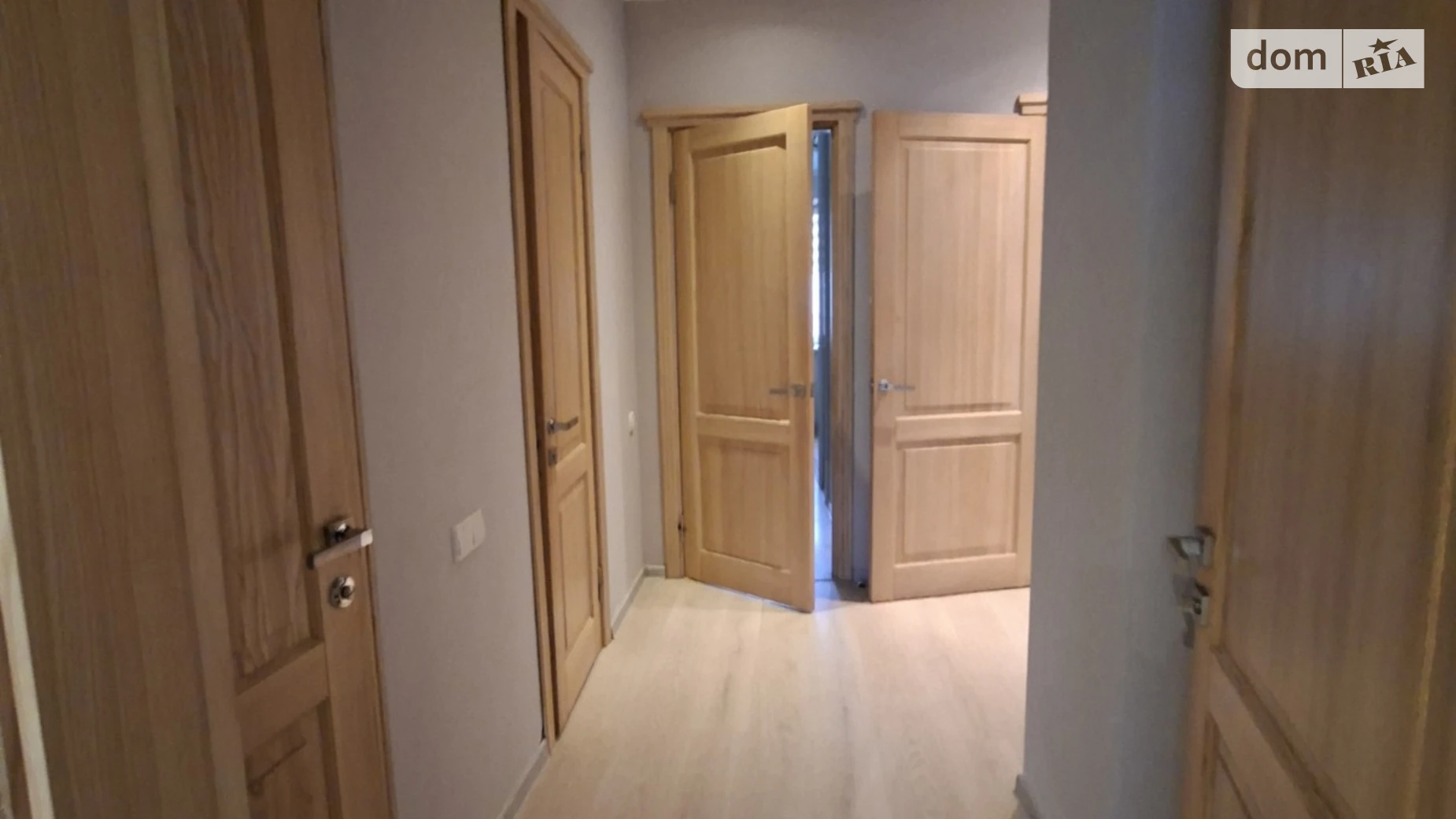 Продается 2-комнатная квартира 72 кв. м в Одессе, ул. Академика Сахарова, 24 - фото 2