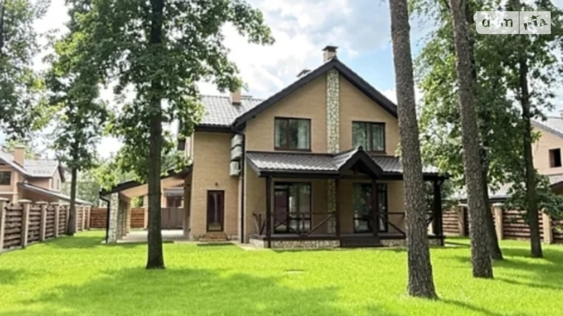 Продается дом на 2 этажа 207 кв. м с мансардой, цена: 290000 $ - фото 2