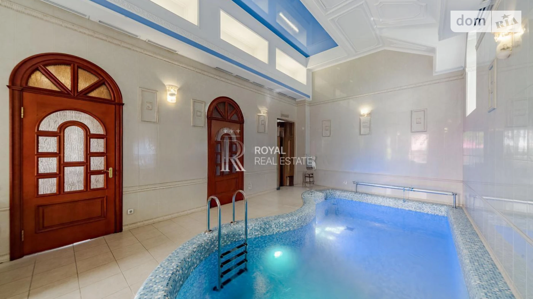 Продается дом на 2 этажа 460 кв. м с бассейном, цена: 495000 $ - фото 2