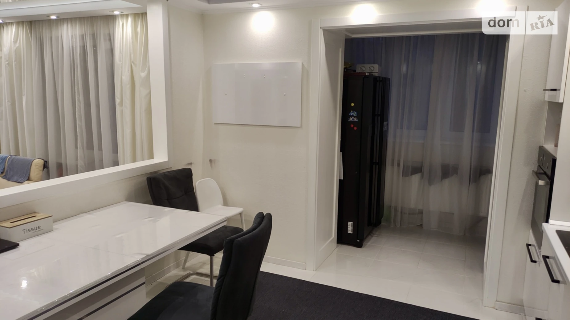 Продается 3-комнатная квартира 88.8 кв. м в Виннице, ул. Келецкая, 140 - фото 2