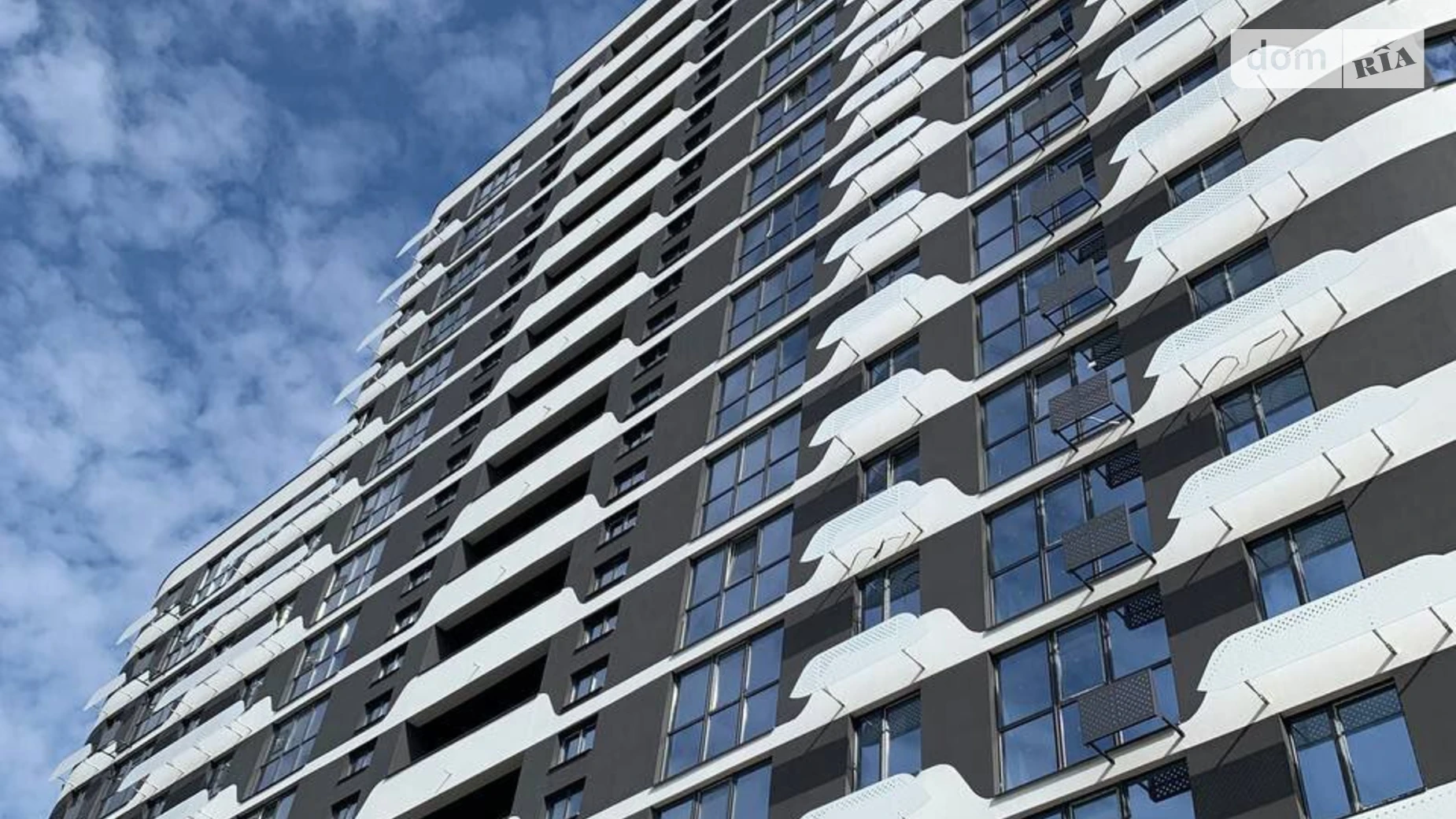 Продається 2-кімнатна квартира 70 кв. м у Києві, цена: 111000 $ - фото 2