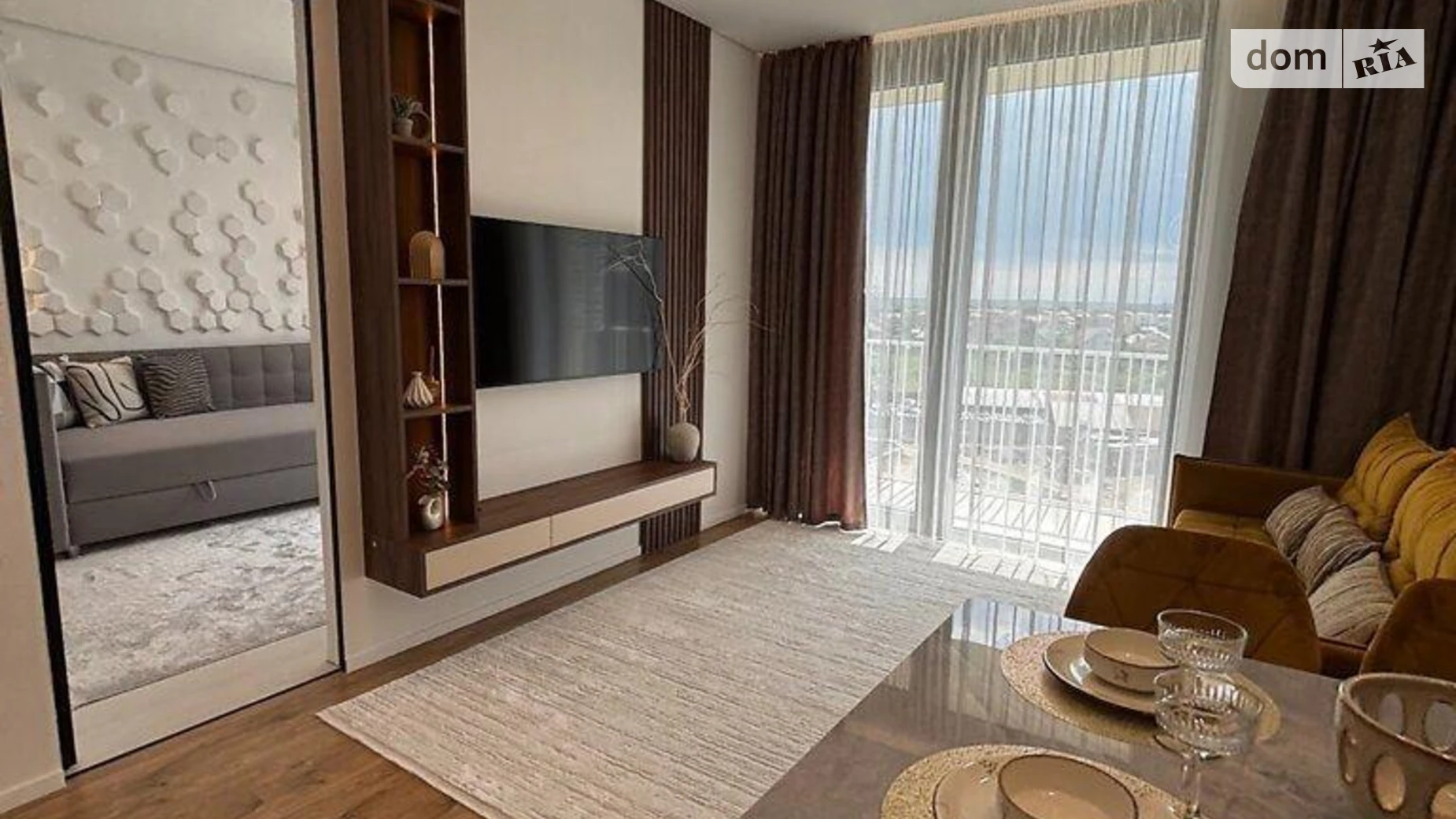 Продається 2-кімнатна квартира 74 кв. м у Ужгороді, вул. Легоцького, 80 - фото 2