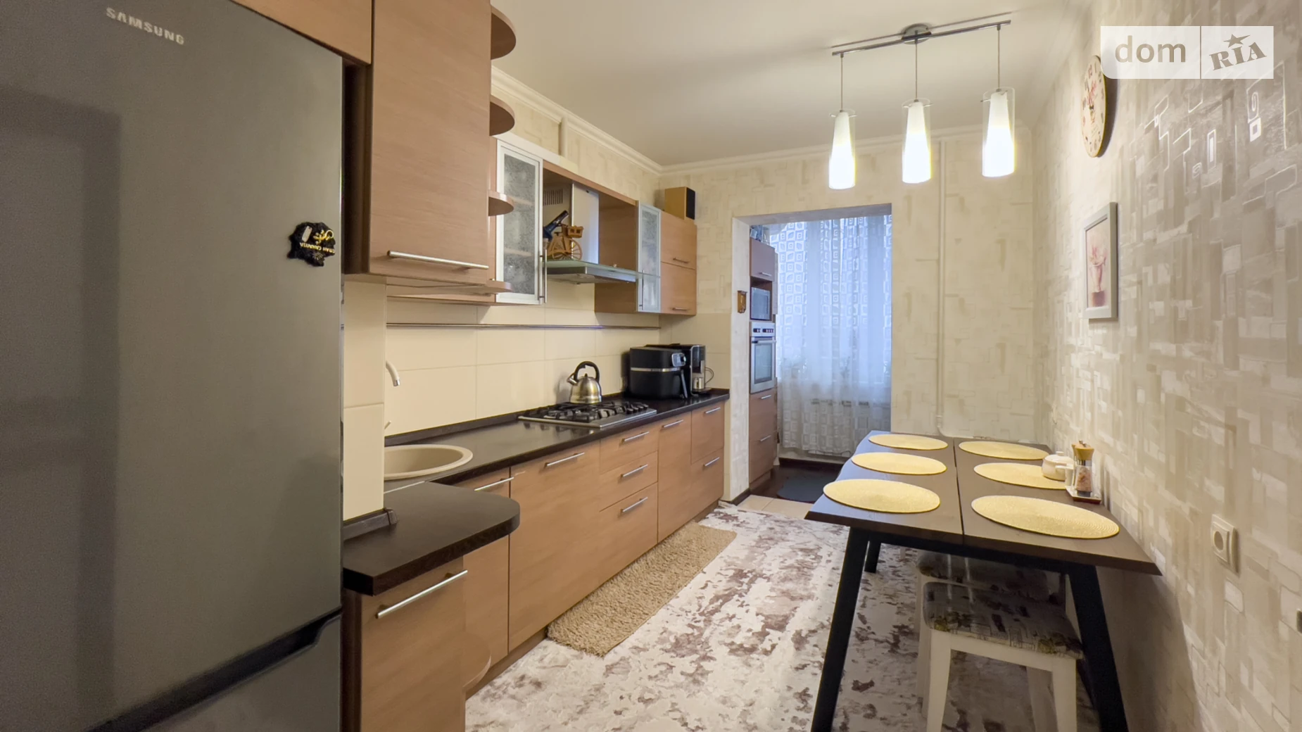 Продается 4-комнатная квартира 80.5 кв. м в Ровно, ул. Волынской Дивизии - фото 4