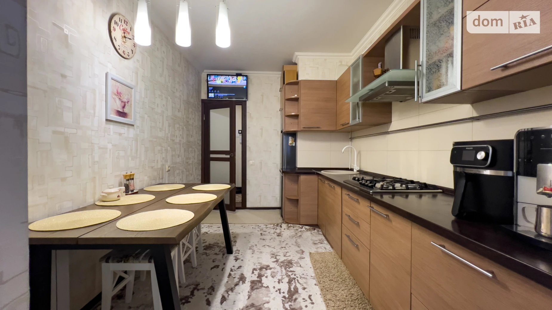 Продается 4-комнатная квартира 80.5 кв. м в Ровно, ул. Волынской Дивизии - фото 3