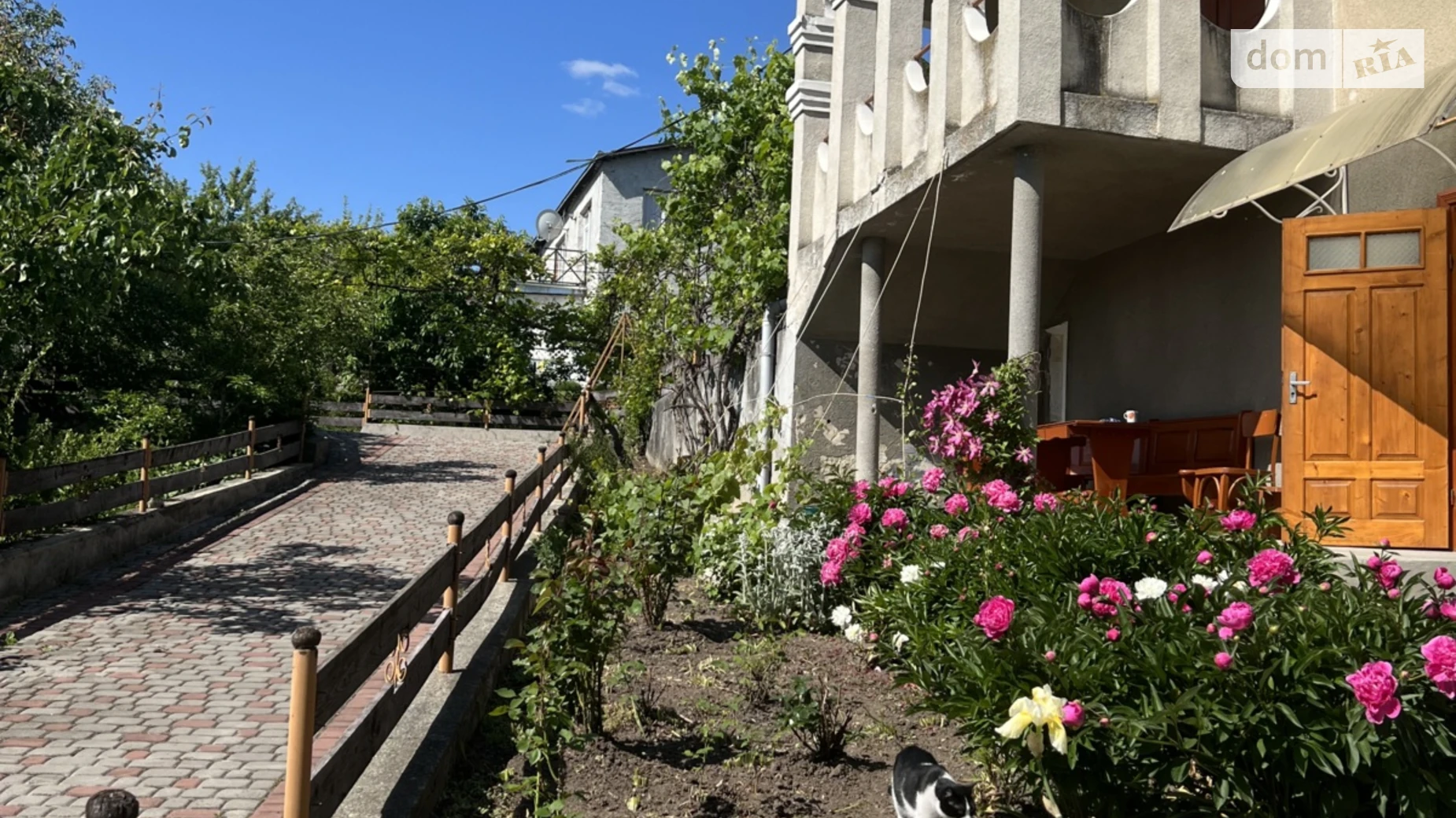 Продается дом на 2 этажа 234 кв. м с камином, цена: 68000 $ - фото 5