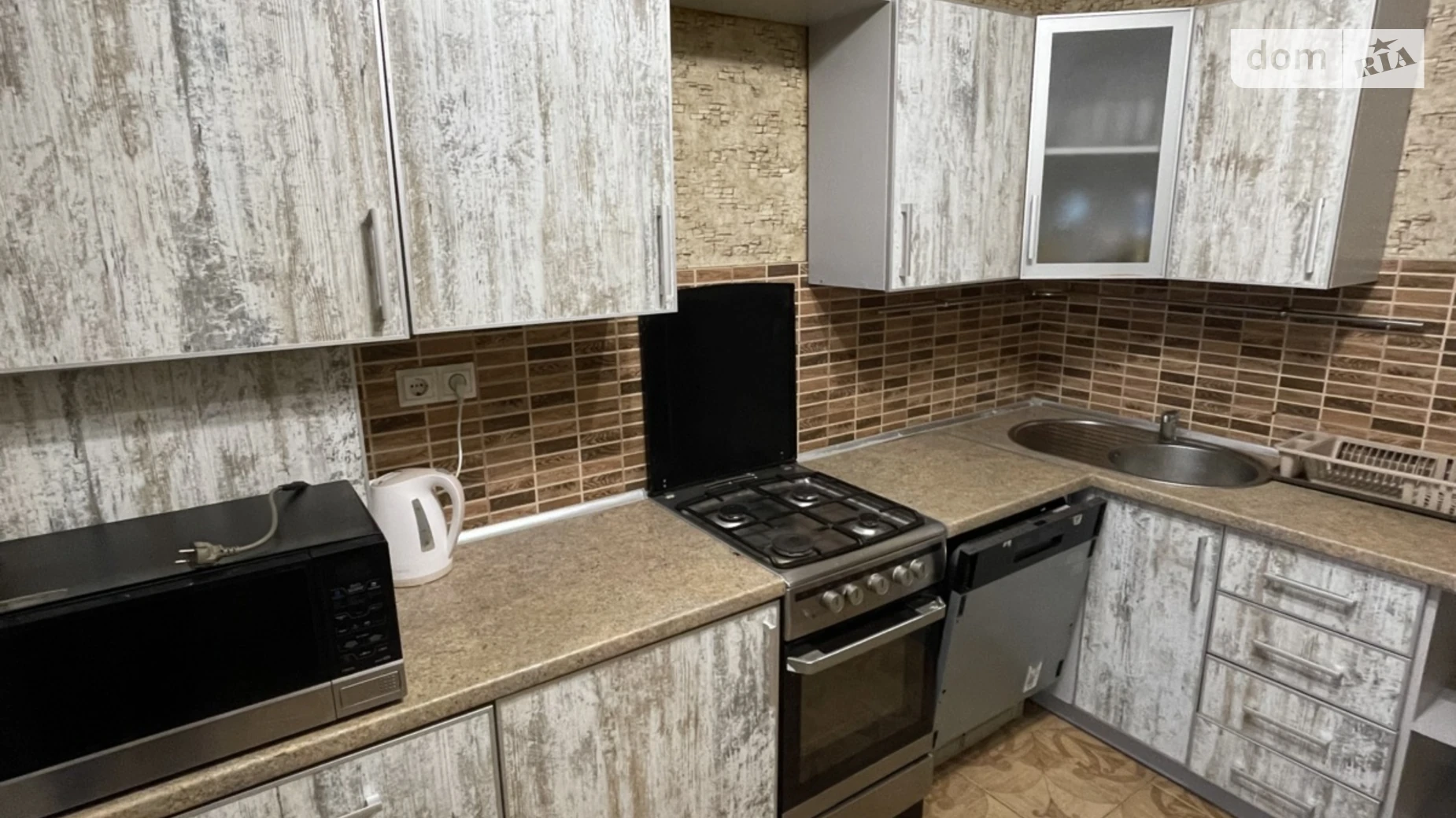 Сдается в аренду 1-комнатная квартира 40.6 кв. м в Софиевской Борщаговке, ул. Соборная, 126/16 - фото 3