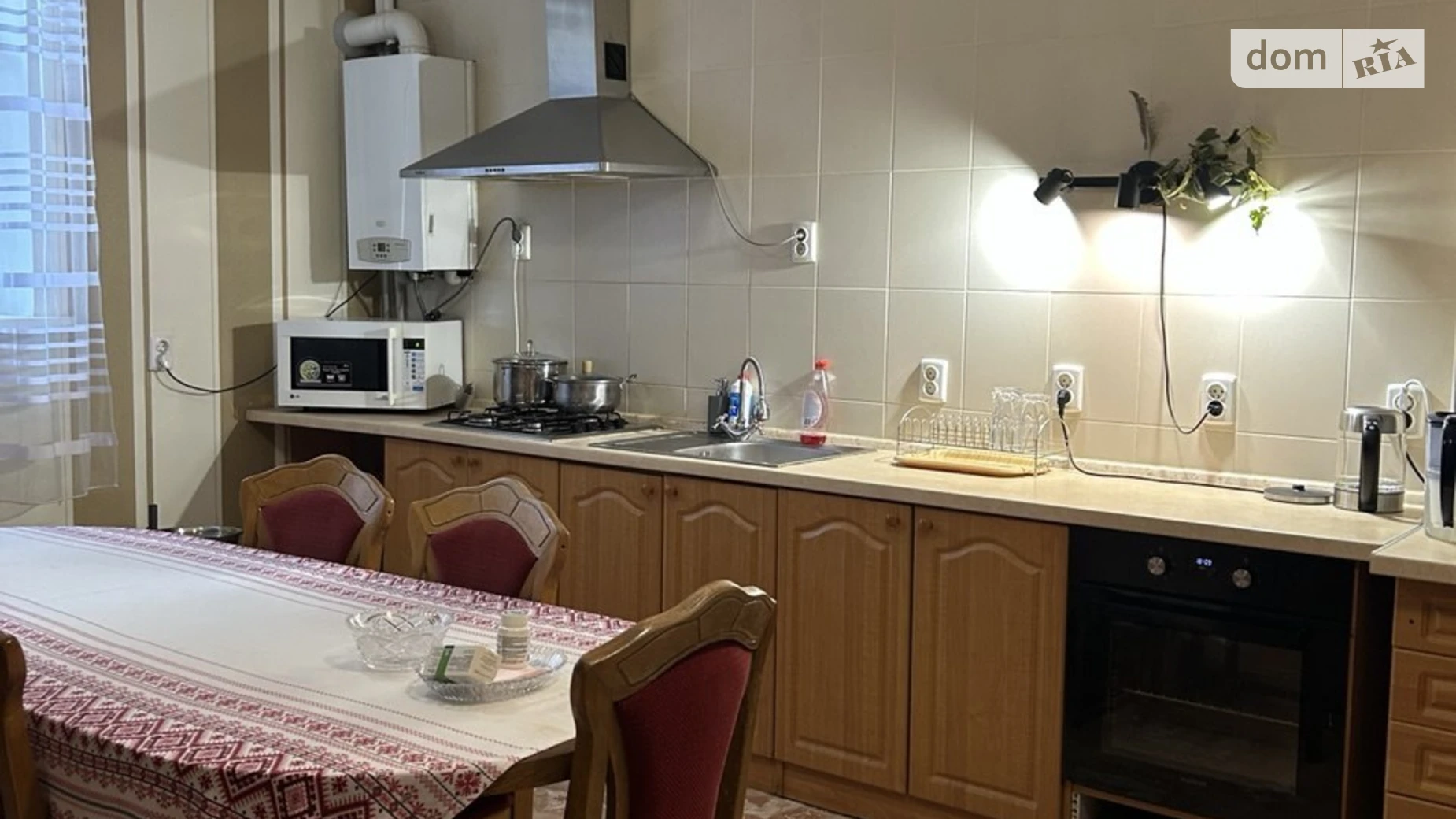 Сдается в аренду дом на 2 этажа 240 кв. м с балконом, цена: 25000 грн - фото 3