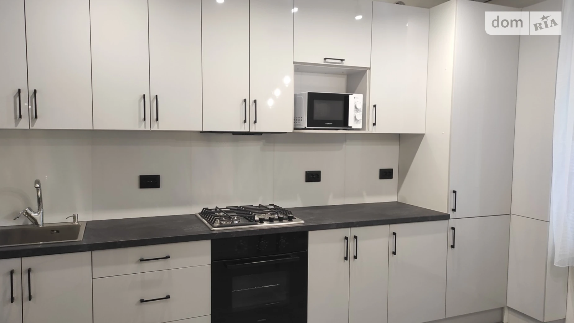 Сдается в аренду 1-комнатная квартира 45.2 кв. м в, цена: 15000 грн - фото 2