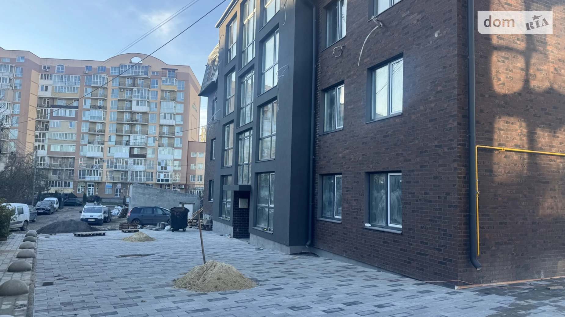 1-комнатная квартира 41 кв. м в Тернополе, ул. Белогорская - фото 2