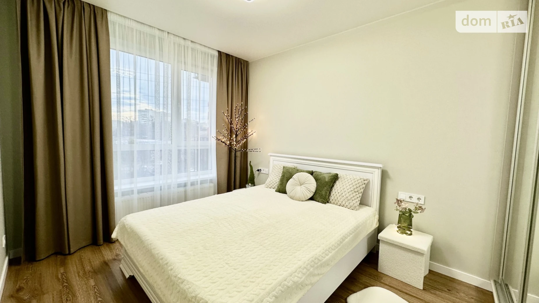 Продается 1-комнатная квартира 39 кв. м в Львове, ул. Роксоляны, 30 - фото 3