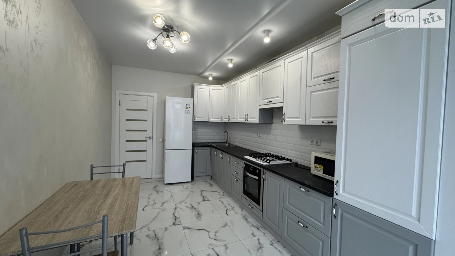 Продається 1-кімнатна квартира 45 кв. м у Івано-Франківську, вул. Височана Семена, 20 - фото 3