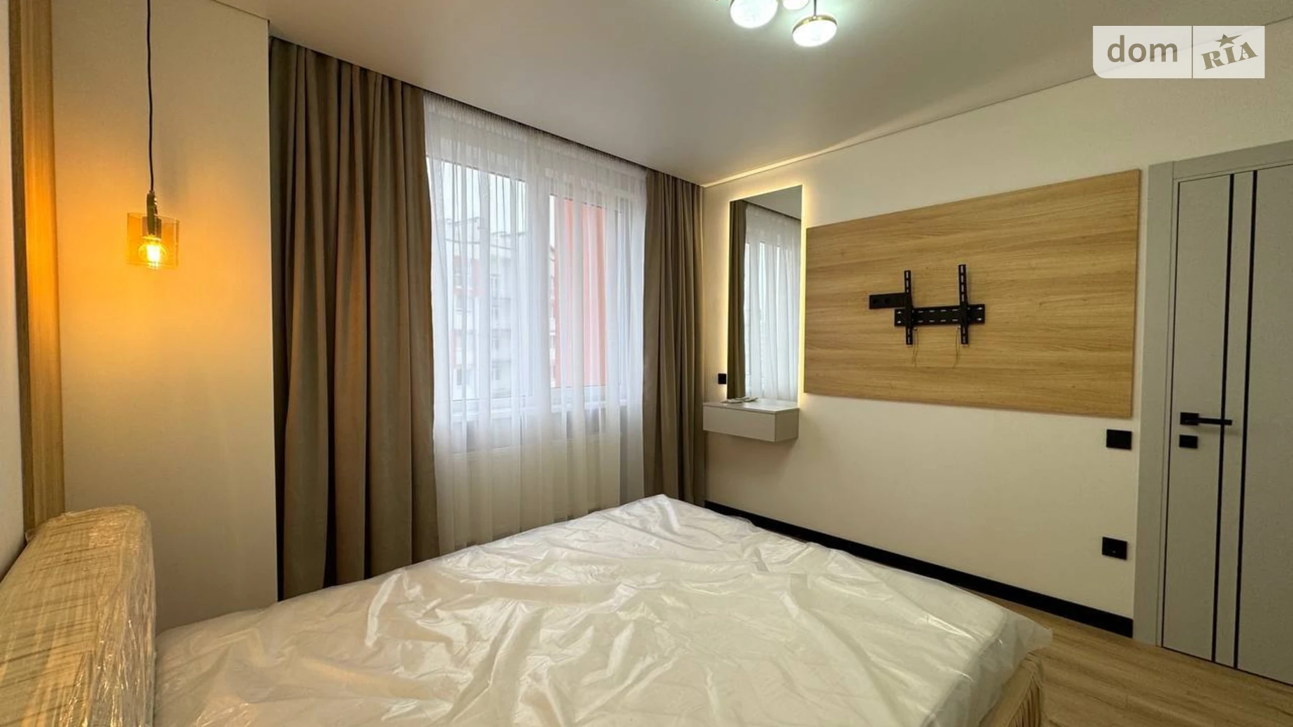 Продается 1-комнатная квартира 37 кв. м в Ивано-Франковске, цена: 78500 $ - фото 4