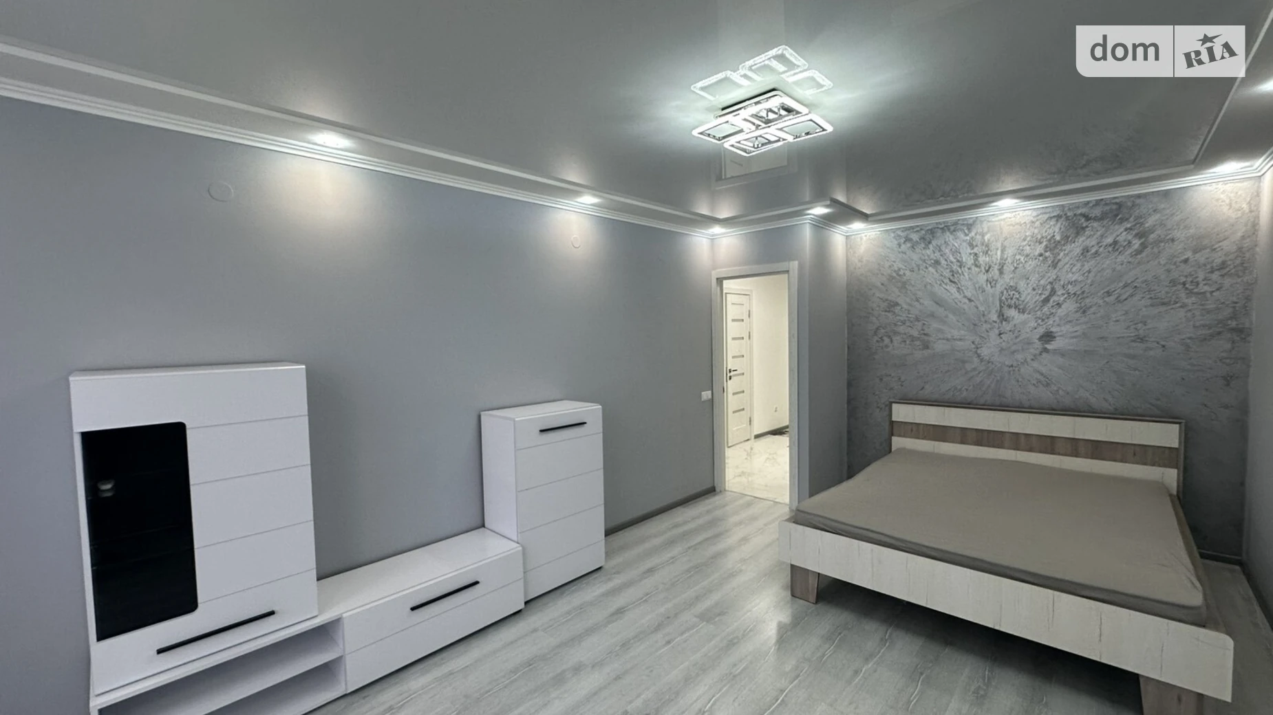 1-комнатная квартира 46 кв. м в Тернополе, ул. Белогорская - фото 3