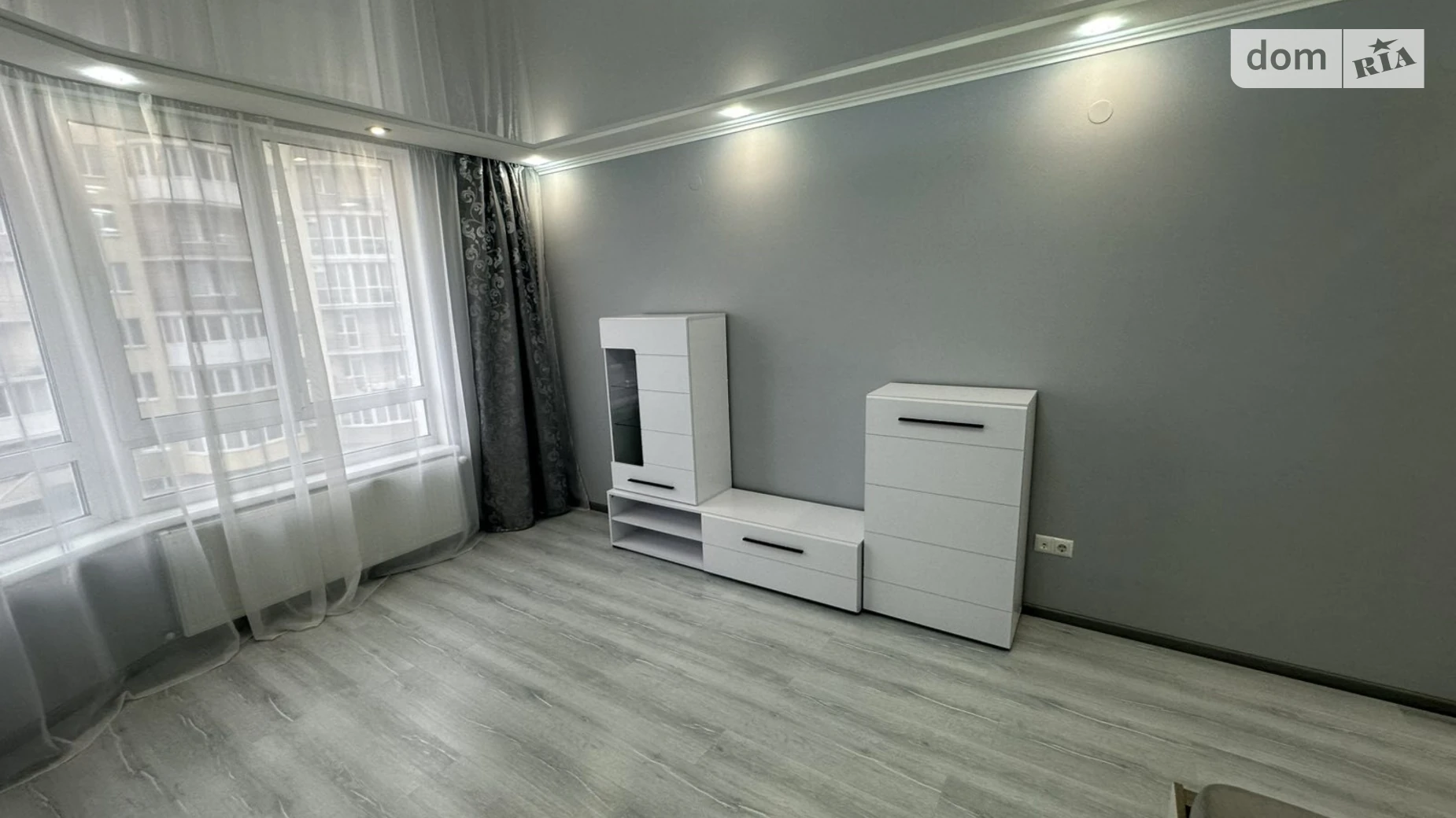 1-комнатная квартира 46 кв. м в Тернополе, ул. Белогорская - фото 4