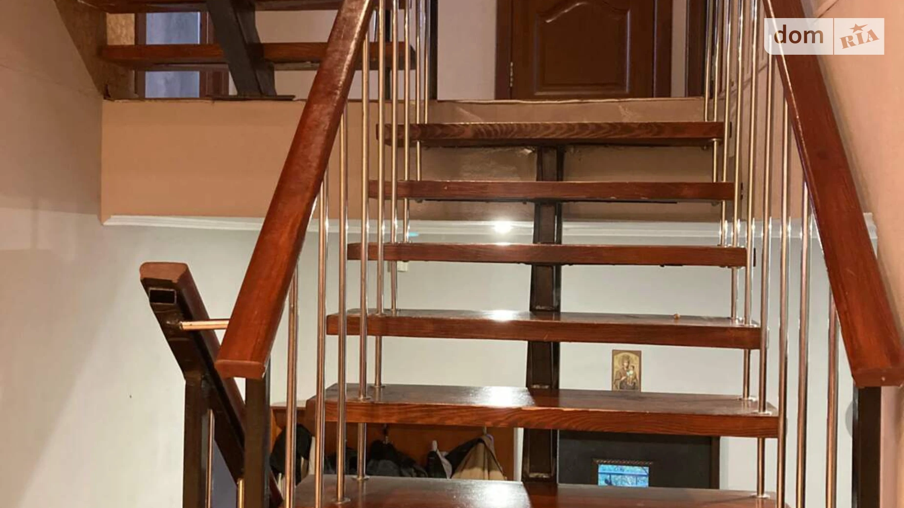 Продается дом на 2 этажа 198 кв. м с камином, цена: 130000 $ - фото 4