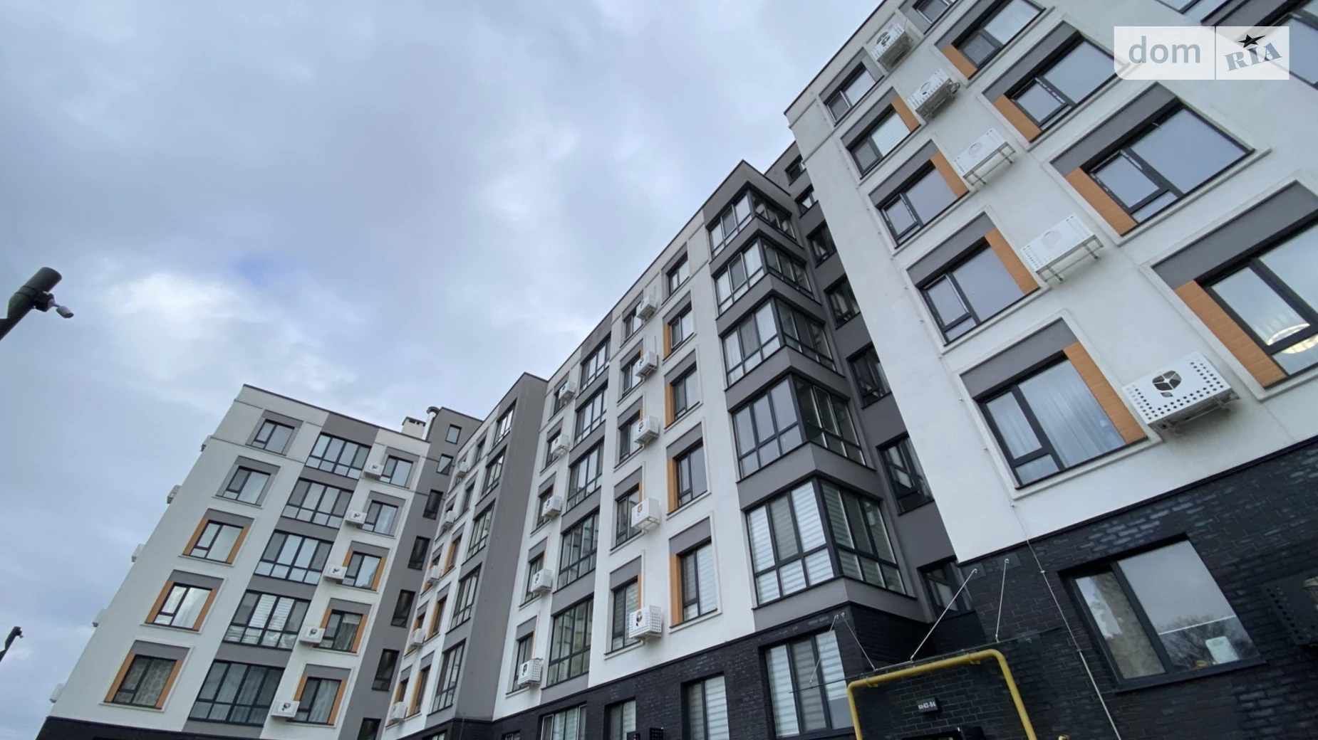 Продается 2-комнатная квартира 70 кв. м в Виннице, ул. Ивана Богуна - фото 2