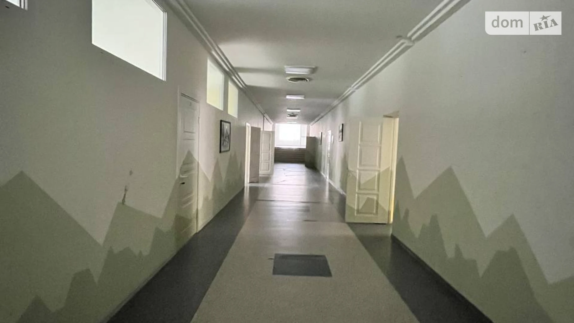 Сдается в аренду офис 832 кв. м в бизнес-центре, цена: 399360 $ - фото 4