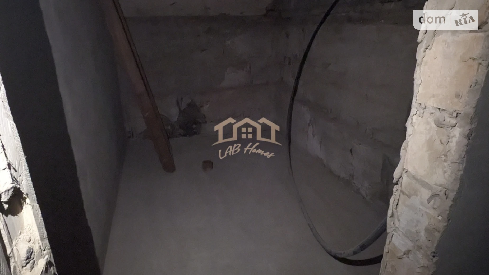 Продается дом на 3 этажа 205 кв. м с мебелью, цена: 165000 $ - фото 2