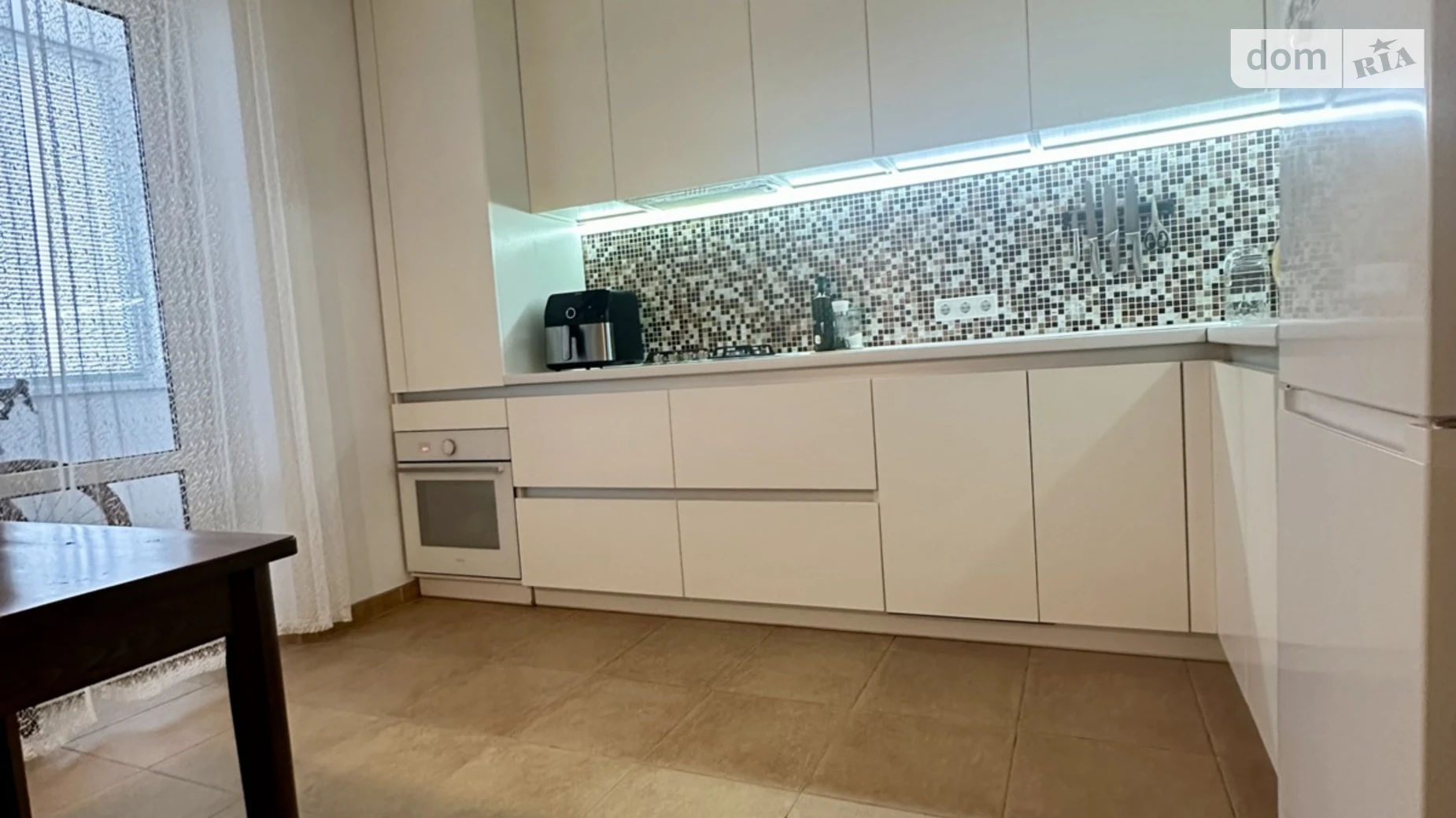 Продается 2-комнатная квартира 67 кв. м в Виннице, ул. Зодчих - фото 4