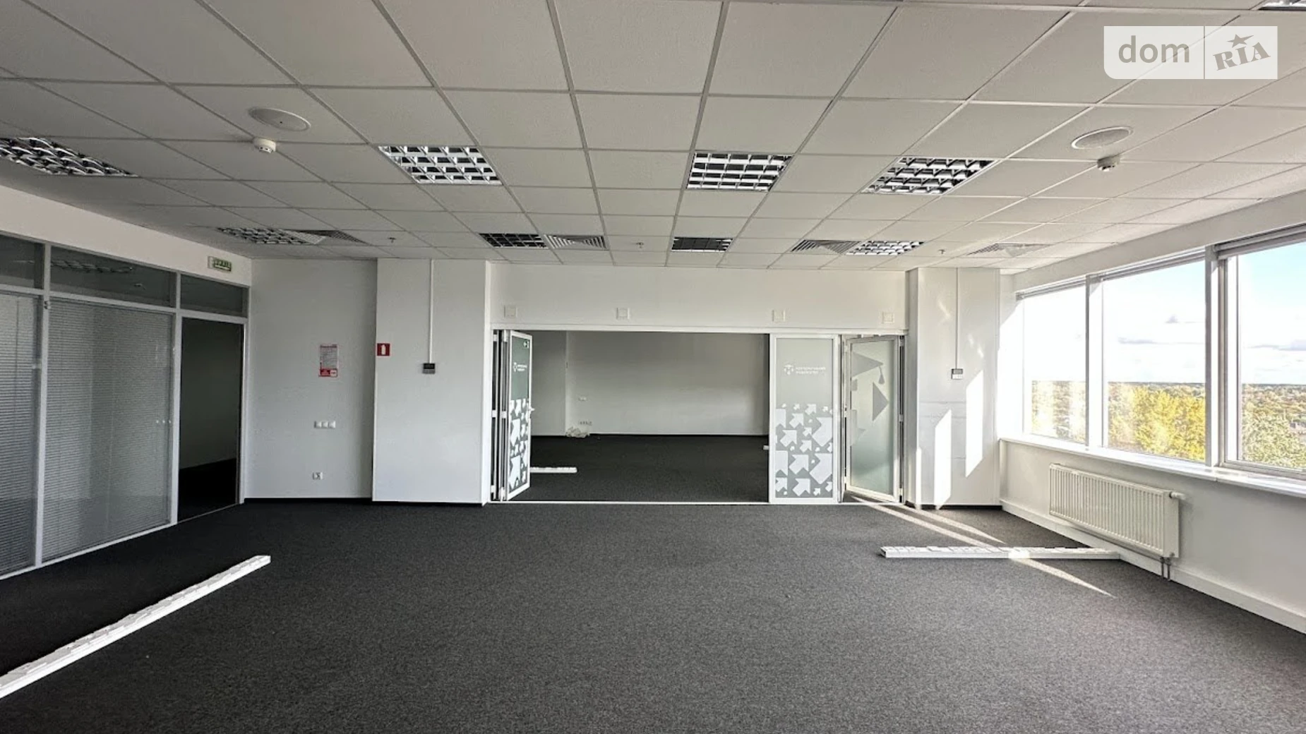 Сдается в аренду офис 358.7 кв. м в бизнес-центре, цена: 5022 $ - фото 4