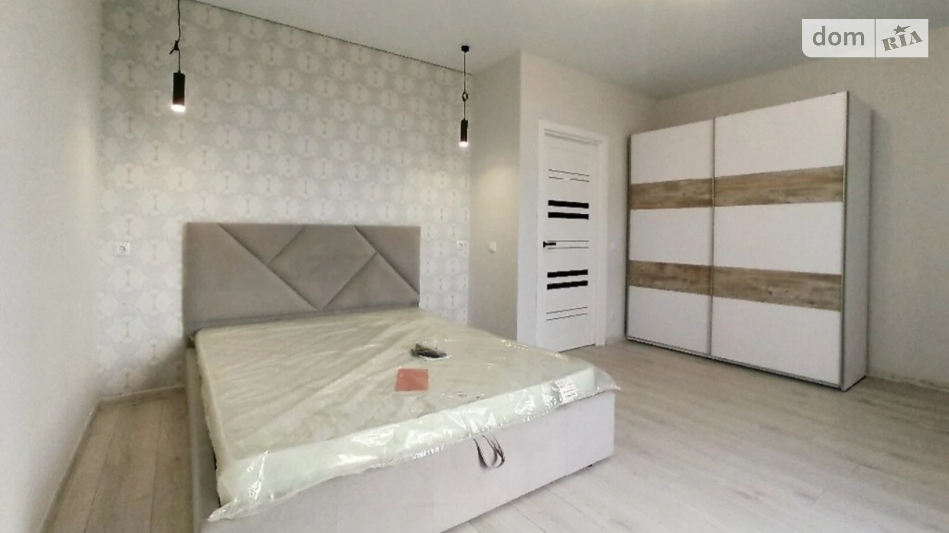 Сдается в аренду дом на 2 этажа 200 кв. м с садом, цена: 1800 $ - фото 5